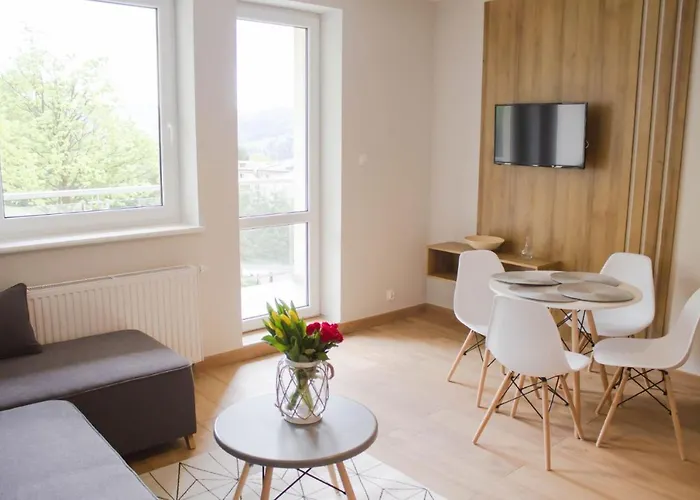 - Z Widokiem Na Gory